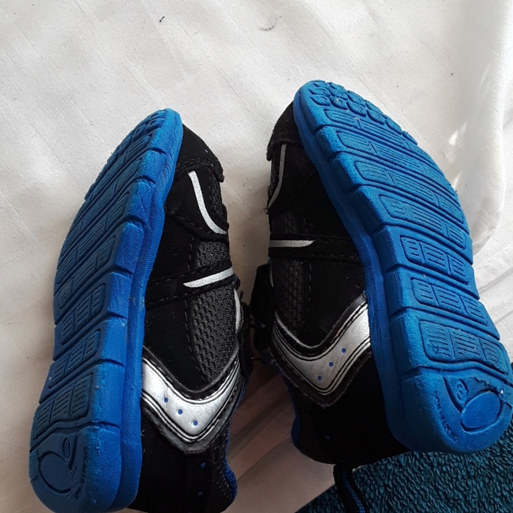 Boy shoe - Picture 2 of 2